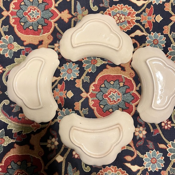 Vintage Bone Dishes - Picture 4 of 4